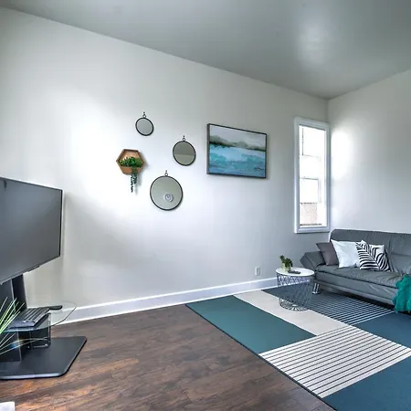 Cozy 2 Bdr Apt At Heart Of Capitol Hill - Apt A
